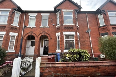 6 bed flat, Harley Avenue, Longsight, Manchester, M145DJ - Image 1